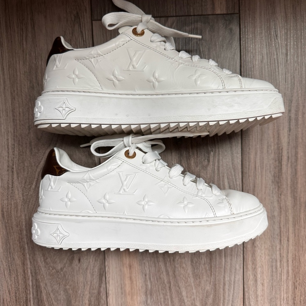 Louis Vuitton Time Out Sneaker - Picture 3 of 10